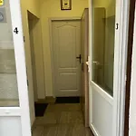 стонел Apartament *