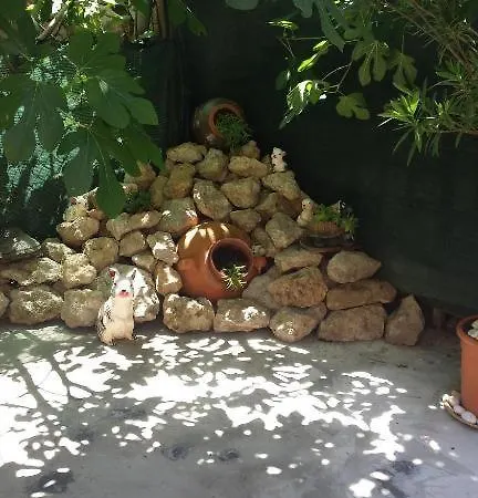 стонел Apartamento *